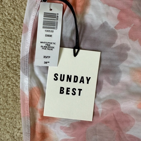 Aritzia Mesh Top - Picture 3 of 4